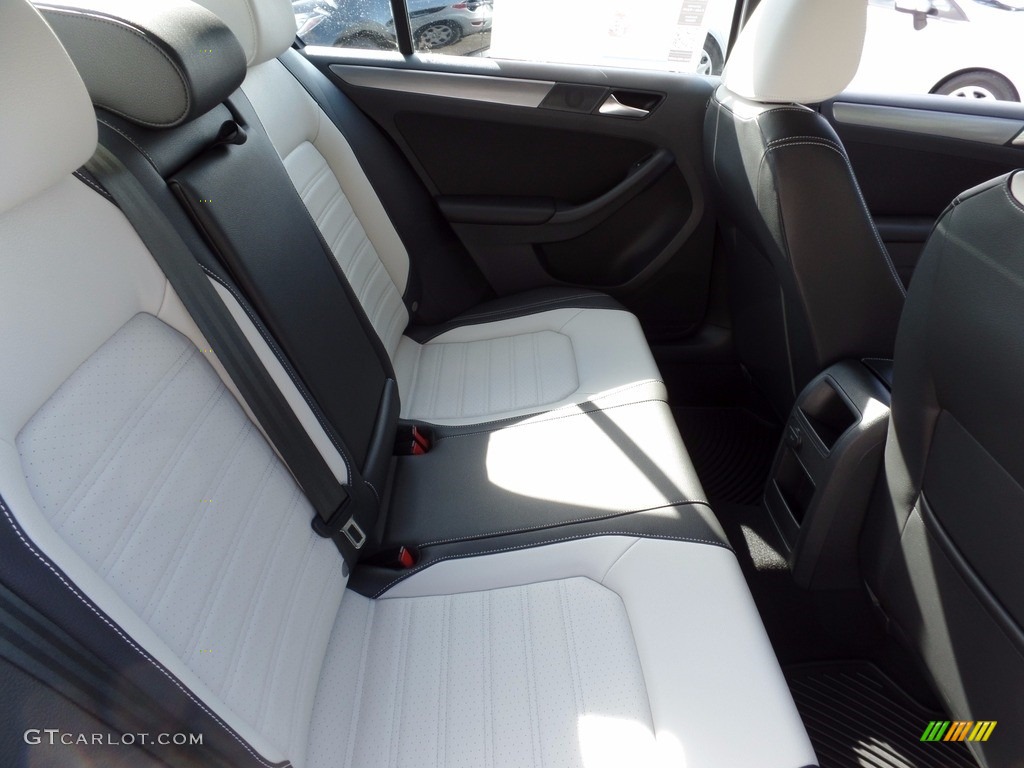 Black/Ceramique Interior 2016 Volkswagen Jetta Sport Photo #116039526