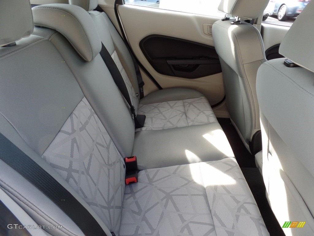 2013 Fiesta SE Hatchback - Ingot Silver / Charcoal Black/Light Stone photo #14