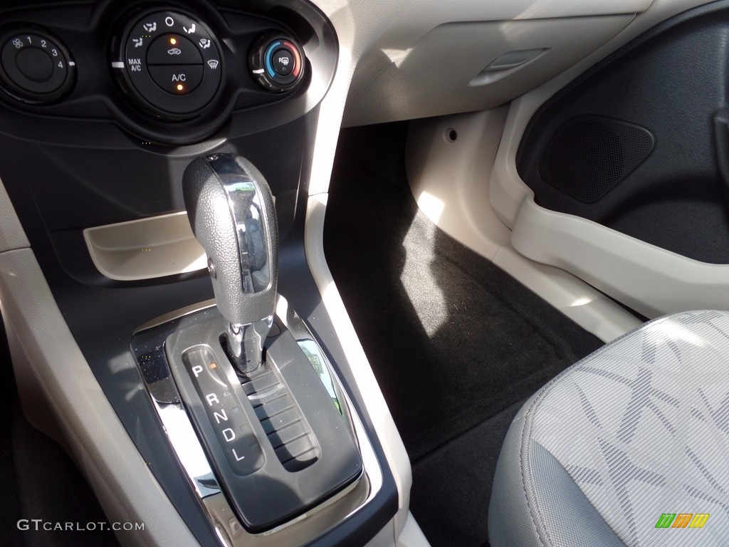 2013 Fiesta SE Hatchback - Ingot Silver / Charcoal Black/Light Stone photo #19