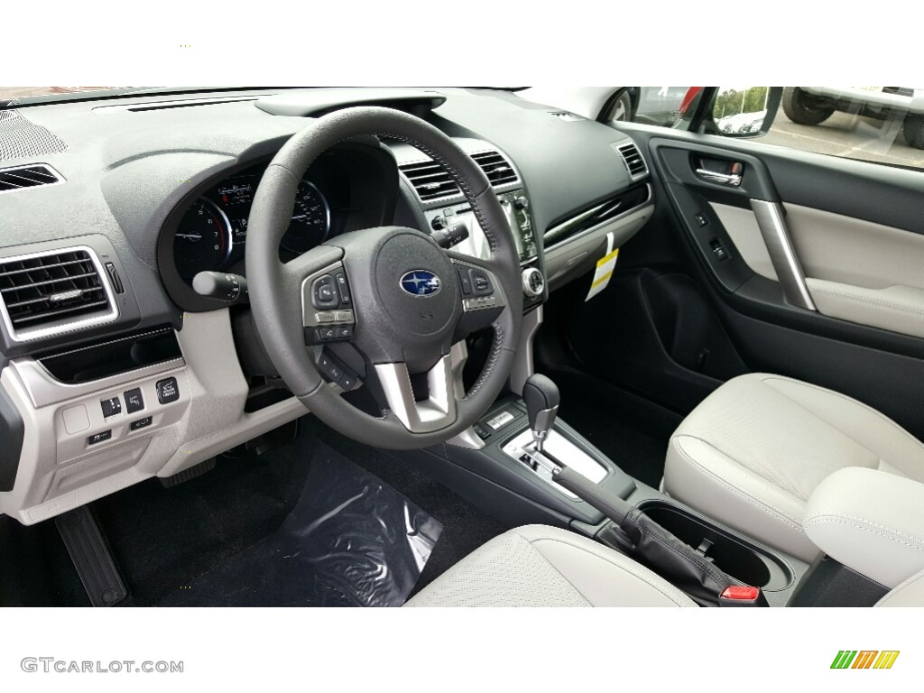 Gray Interior 2017 Subaru Forester 2.5i Limited Photo #116050578