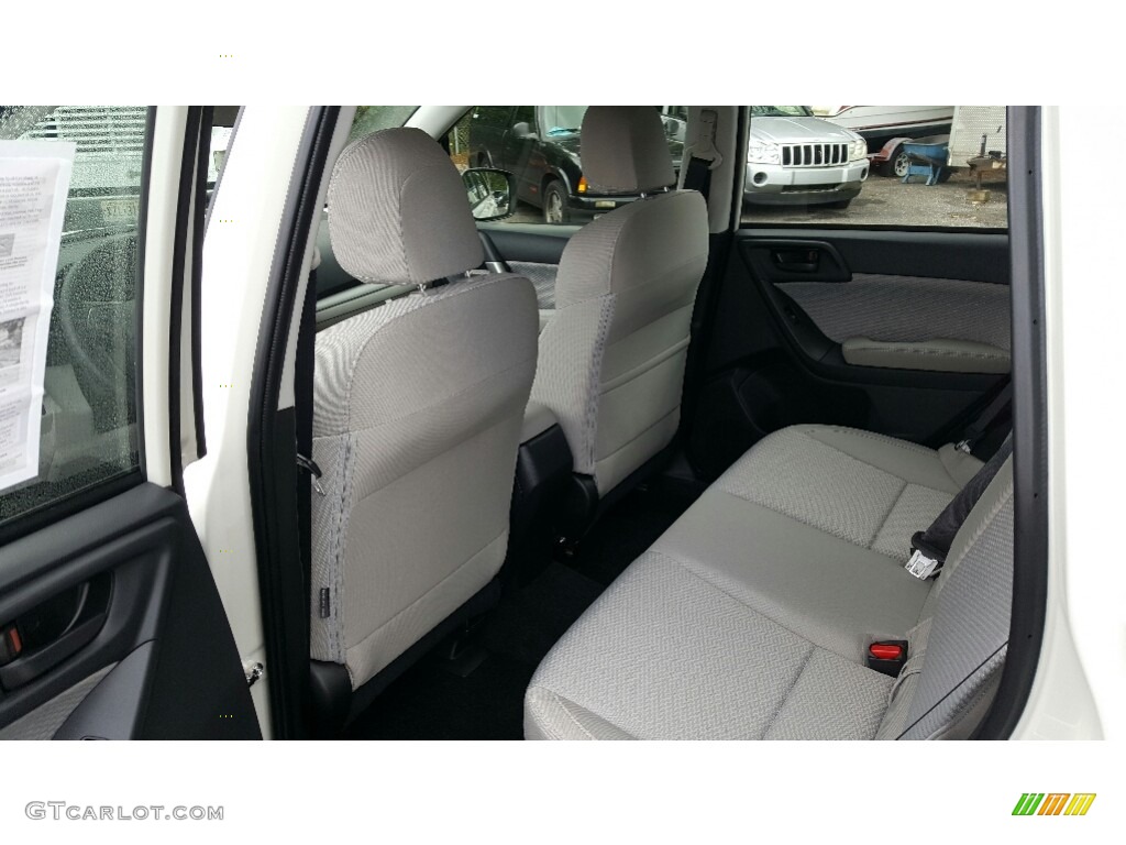 Gray Interior 2017 Subaru Forester 2.5i Photo #116050632