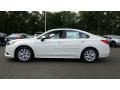 Crystal White Pearl - Legacy 2.5i Premium Photo No. 3