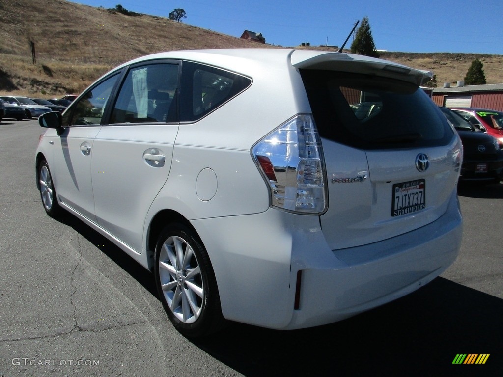 2013 Prius v Five Hybrid - Blizzard White Pearl / Bisque photo #5