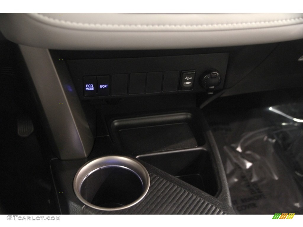 2014 RAV4 XLE AWD - Black / Ash photo #11