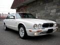 White Onyx - XJ XJ8 Photo No. 2