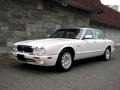White Onyx - XJ XJ8 Photo No. 5