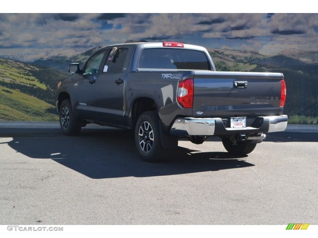 2017 Tundra SR5 CrewMax 4x4 - Magnetic Gray Metallic / Black photo #3