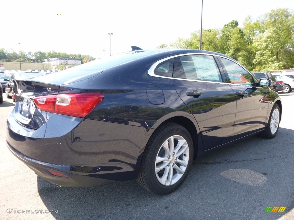 2017 Malibu LT - Blue Velvet Metallic / Jet Black photo #5