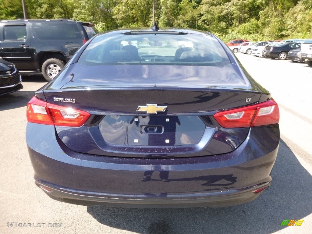 2017 Malibu LT - Blue Velvet Metallic / Jet Black photo #6