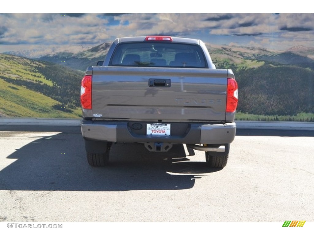 2017 Tundra SR5 CrewMax 4x4 - Magnetic Gray Metallic / Graphite photo #4