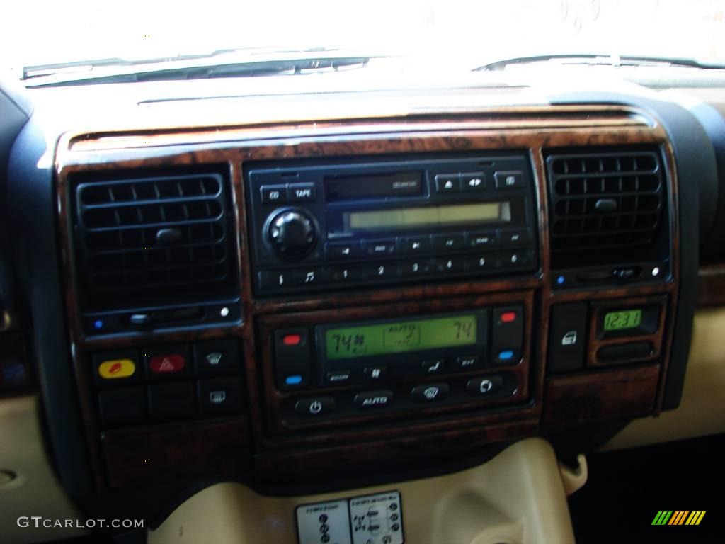 2004 Discovery SE - Giverny Green / Alpaca Beige photo #21
