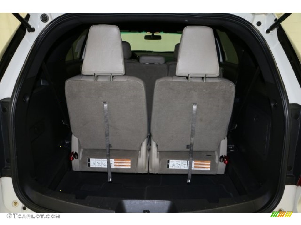 2011 Explorer XLT 4WD - White Suede / Medium Light Stone photo #28