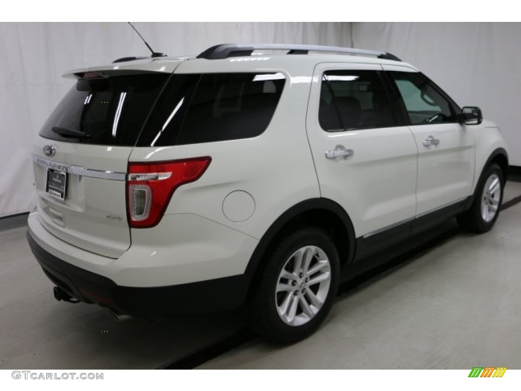 2011 Explorer XLT 4WD - White Suede / Medium Light Stone photo #33