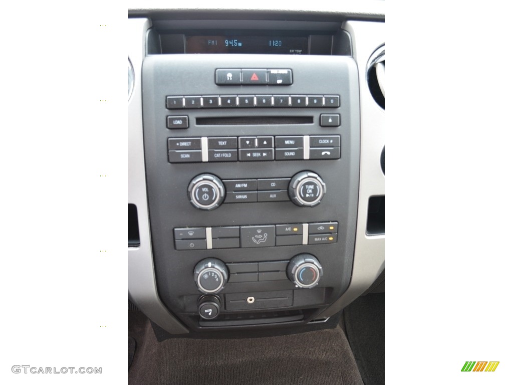 2010 F150 XLT SuperCab - Tuxedo Black / Tan photo #16