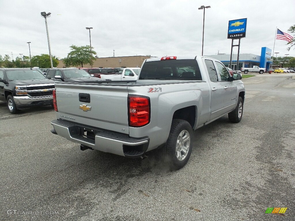 2017 Silverado 1500 LT Double Cab 4x4 - Silver Ice Metallic / Jet Black photo #4