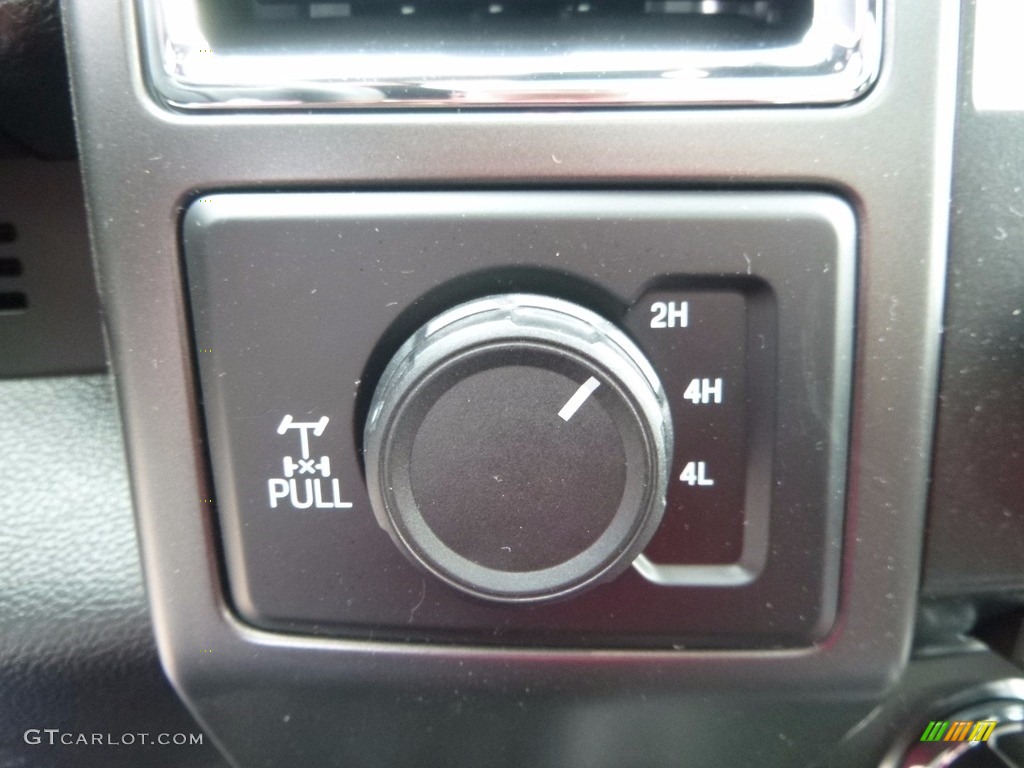2016 F150 XLT SuperCrew 4x4 - Ingot Silver / Black photo #16