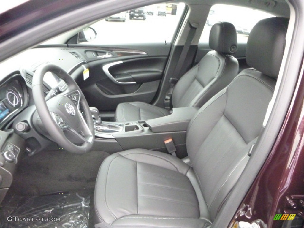 2017 Buick Regal Sport Touring Front Seat Photo #116089979