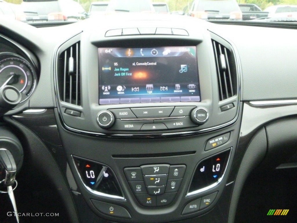 2017 Buick Regal Sport Touring Controls Photo #116090066