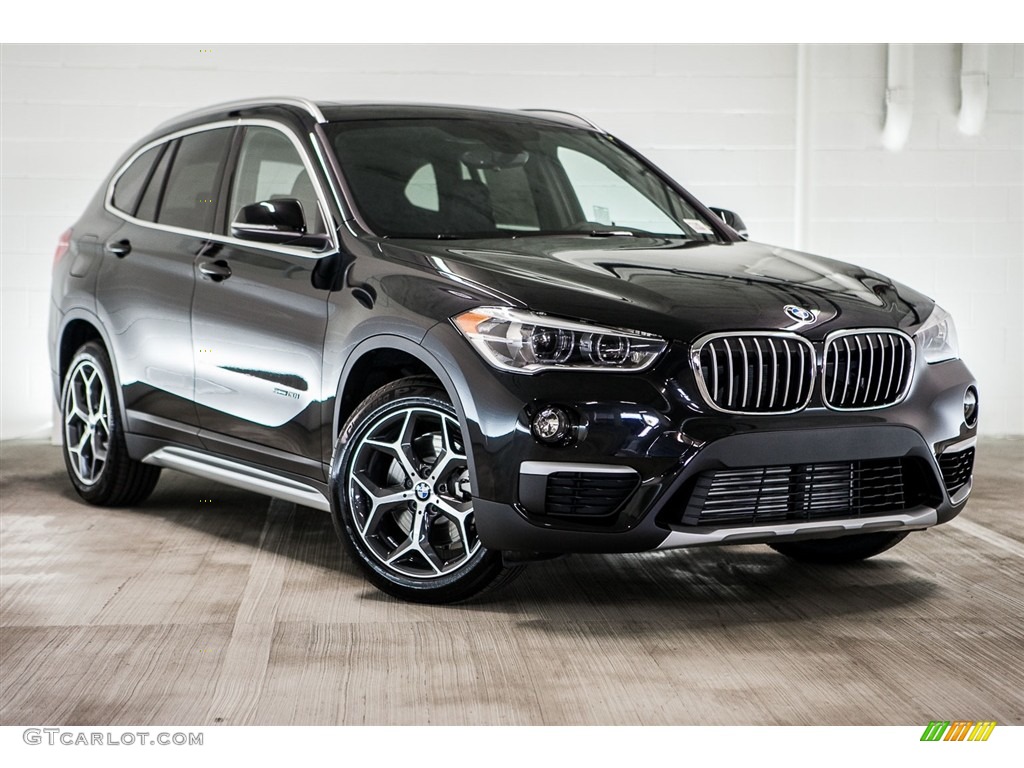 Black Sapphire Metallic 2017 BMW X1 sDrive28i Exterior Photo #116091497