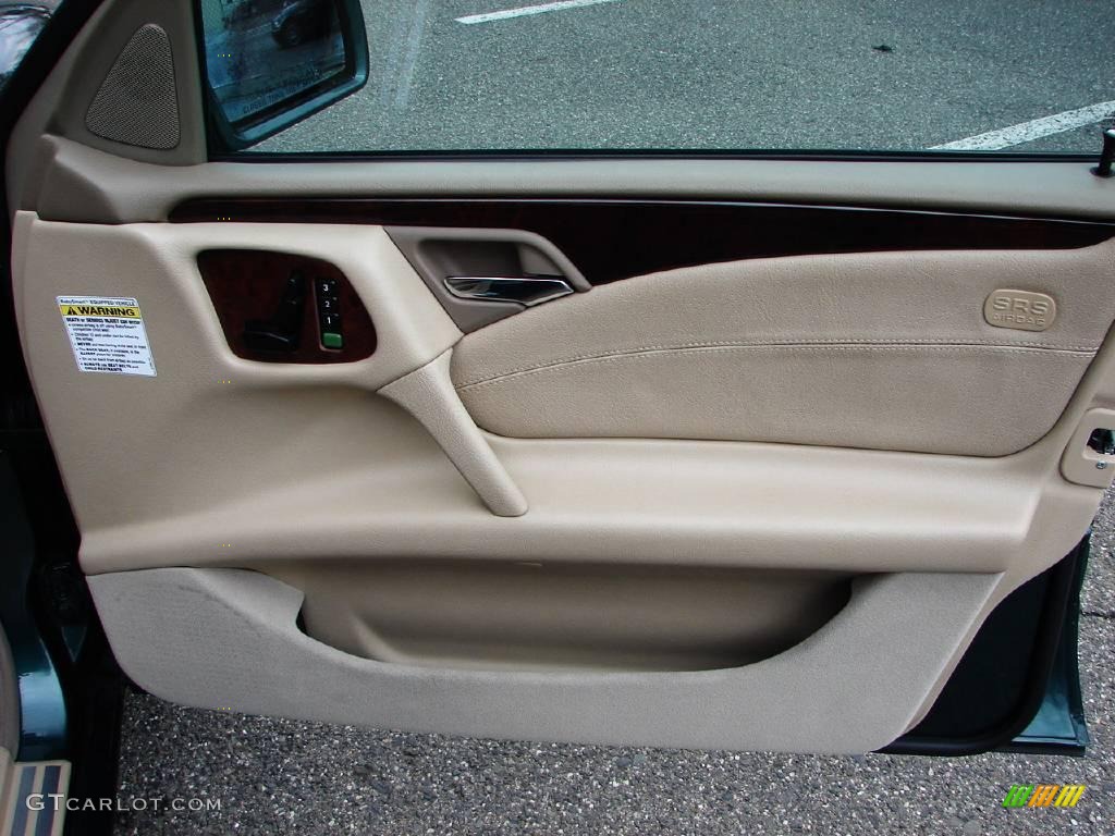 1998 E 300TD Sedan - Brilliant Emerald Green Metallic / Parchment photo #20