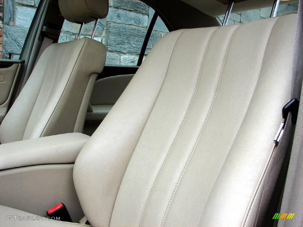 1998 E 300TD Sedan - Brilliant Emerald Green Metallic / Parchment photo #27