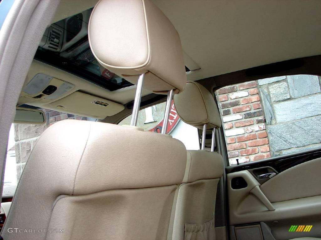 1998 E 300TD Sedan - Brilliant Emerald Green Metallic / Parchment photo #38