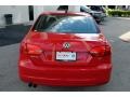 Tornado Red - Jetta SE Sedan Photo No. 8
