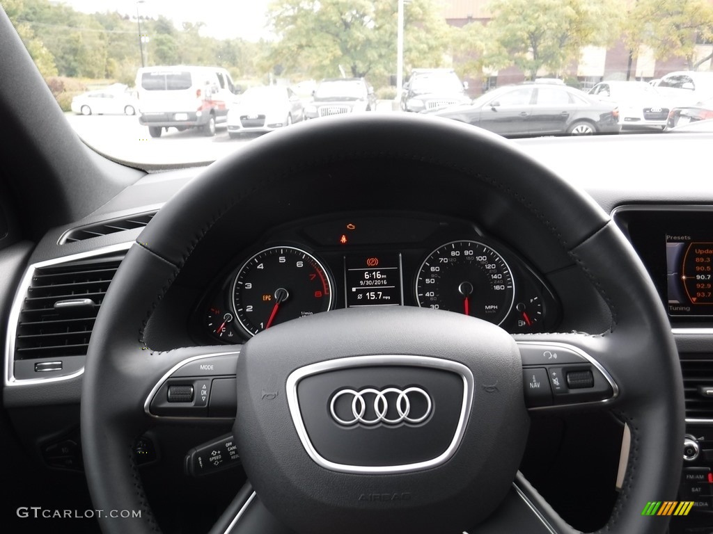 2017 Audi Q5 2.0 TFSI Premium quattro Chestnut Brown Steering Wheel Photo #116101926