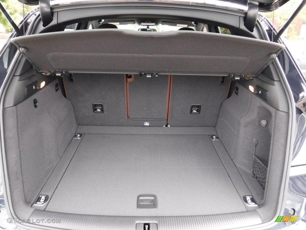 2017 Audi Q5 2.0 TFSI Premium quattro Trunk Photo #116102067