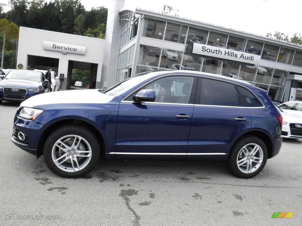 2017 Q5 2.0 TFSI Premium Plus quattro - Scuba Blue Metallic / Chestnut Brown photo #2