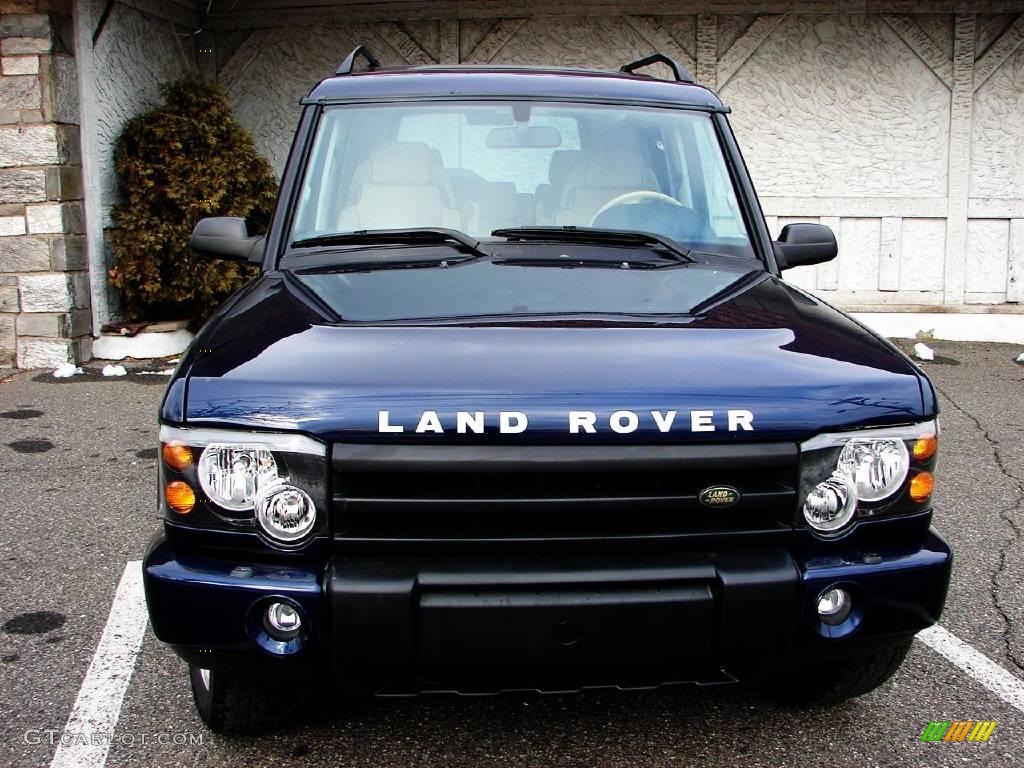 Oslo Blue Land Rover Discovery
