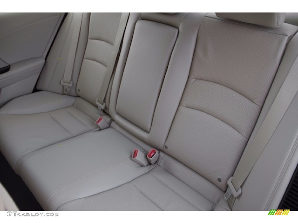 2017 Honda Accord Hybrid Touring Sedan Rear Seat Photo #116115014