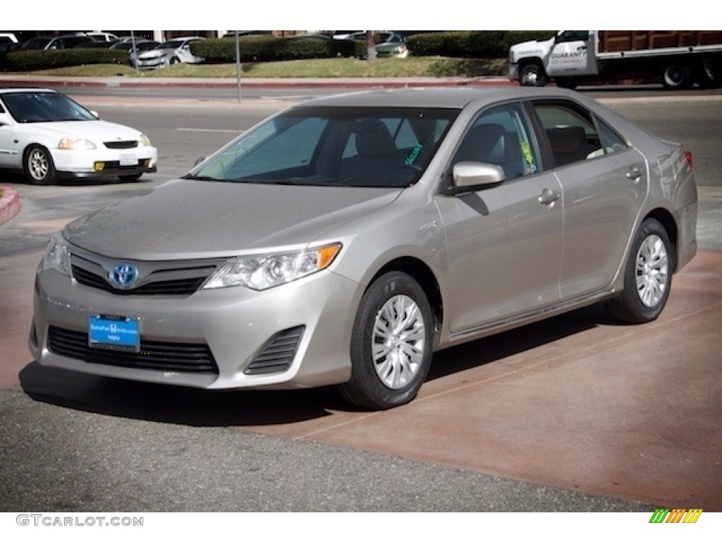 2013 Camry Hybrid LE - Champagne Mica / Light Gray photo #8