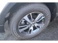 Super White - RAV4 XLE AWD Photo No. 9