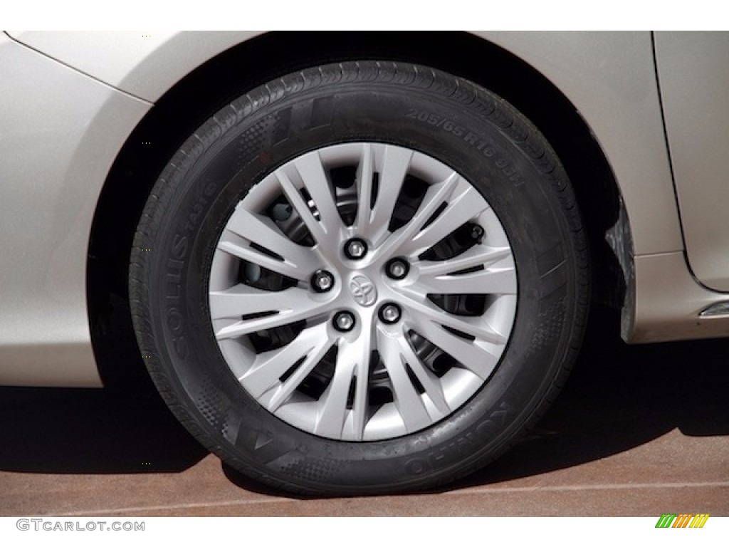 2013 Camry Hybrid LE - Champagne Mica / Light Gray photo #27