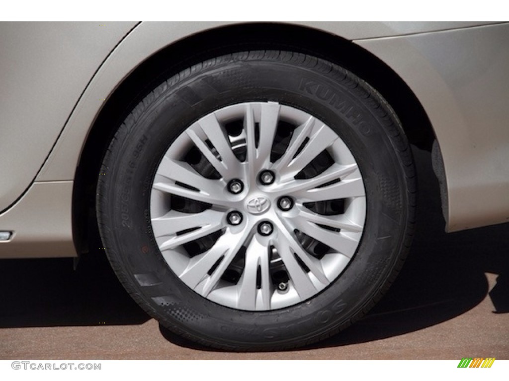 2013 Camry Hybrid LE - Champagne Mica / Light Gray photo #28