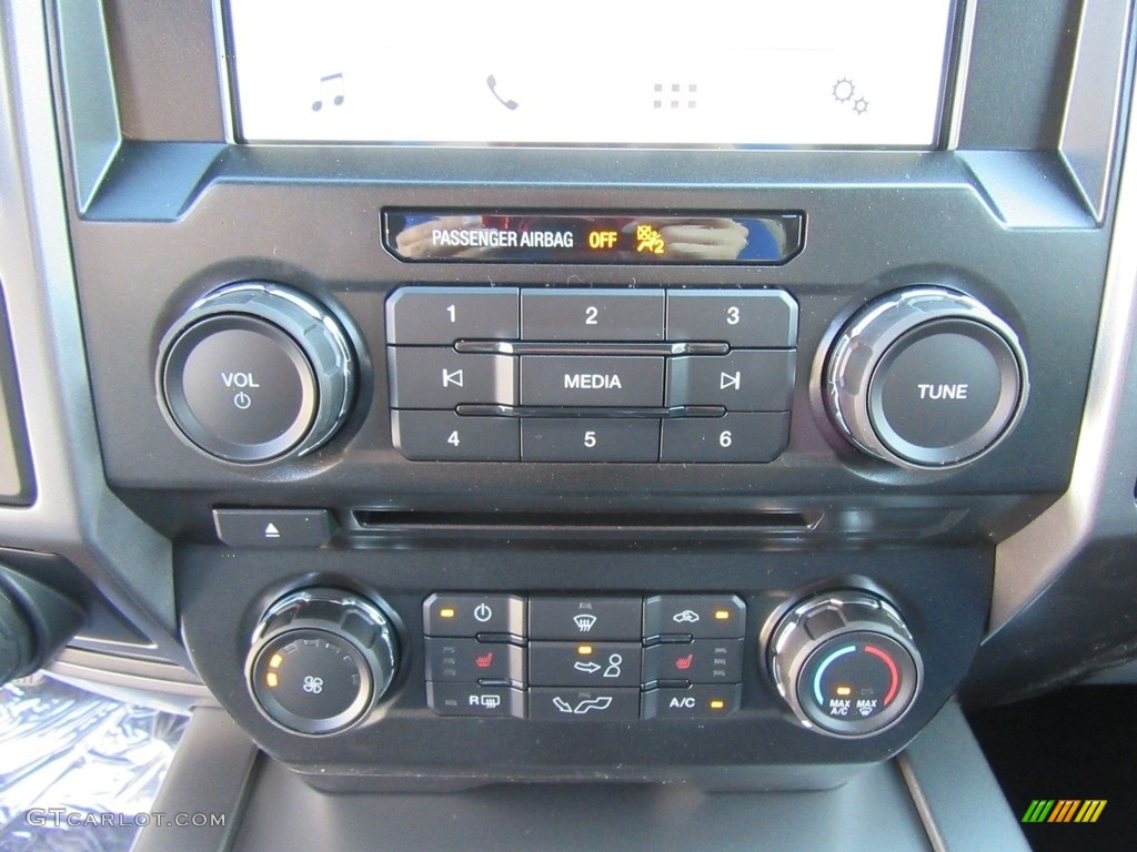 2016 F150 XLT SuperCrew 4x4 - Ingot Silver / Medium Earth Gray photo #28