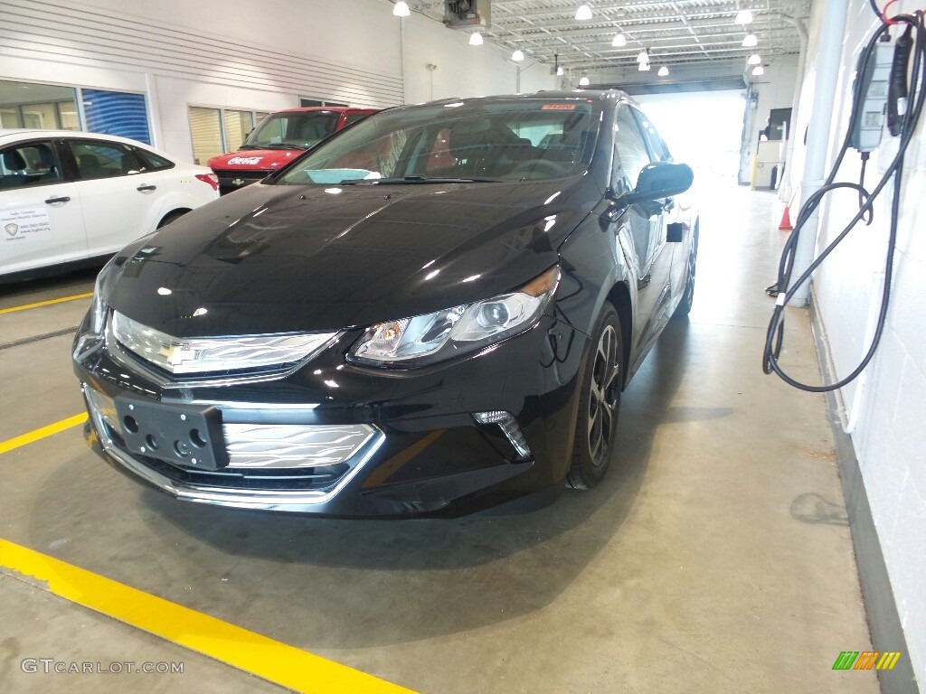 Mosaic Black Metallic Chevrolet Volt