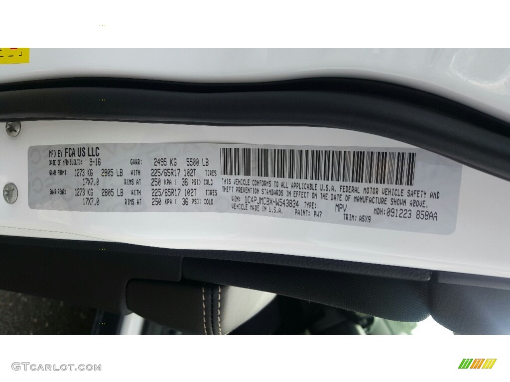 2017 Cherokee Color Code PW7 for Bright White Photo #116120191