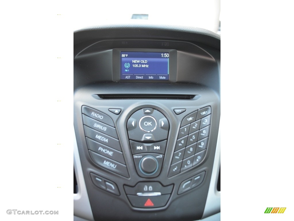 2014 Focus SE Sedan - Race Red / Charcoal Black photo #16