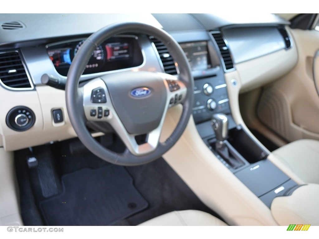 2015 Taurus SEL - Ruby Red Metallic / Dune photo #11