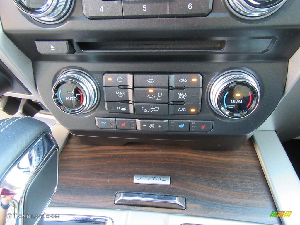 2016 F150 Lariat SuperCrew 4x4 - Bronze Fire / Medium Light Camel photo #28