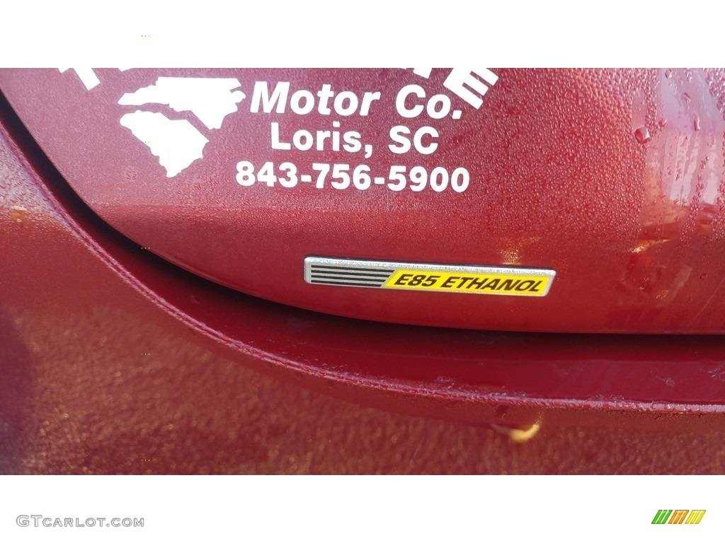 2015 200 S - Velvet Red Pearl / Black photo #5