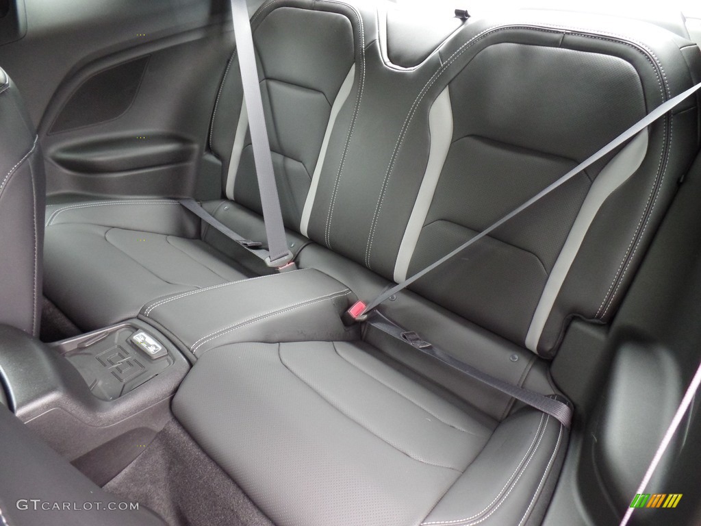 2017 Chevrolet Camaro SS Coupe Rear Seat Photo #116132542