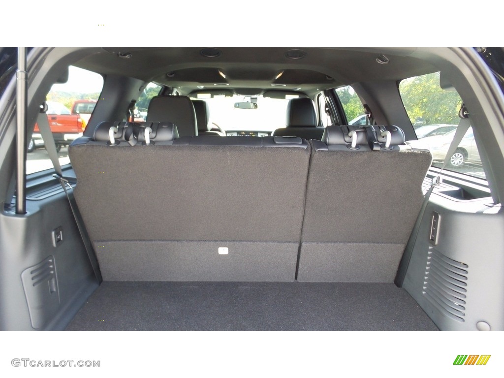 2017 Explorer XLT 4WD - Shadow Black / Ebony Black photo #8