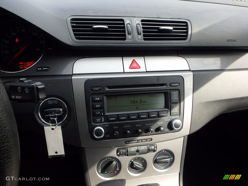 2006 Passat 2.0T Sedan - United Grey Metallic / Black photo #13