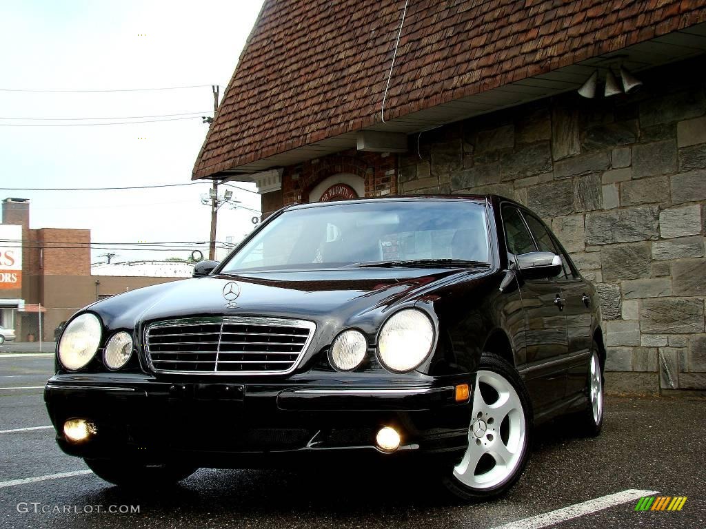 2002 E 430 Sedan - Black / Charcoal photo #22