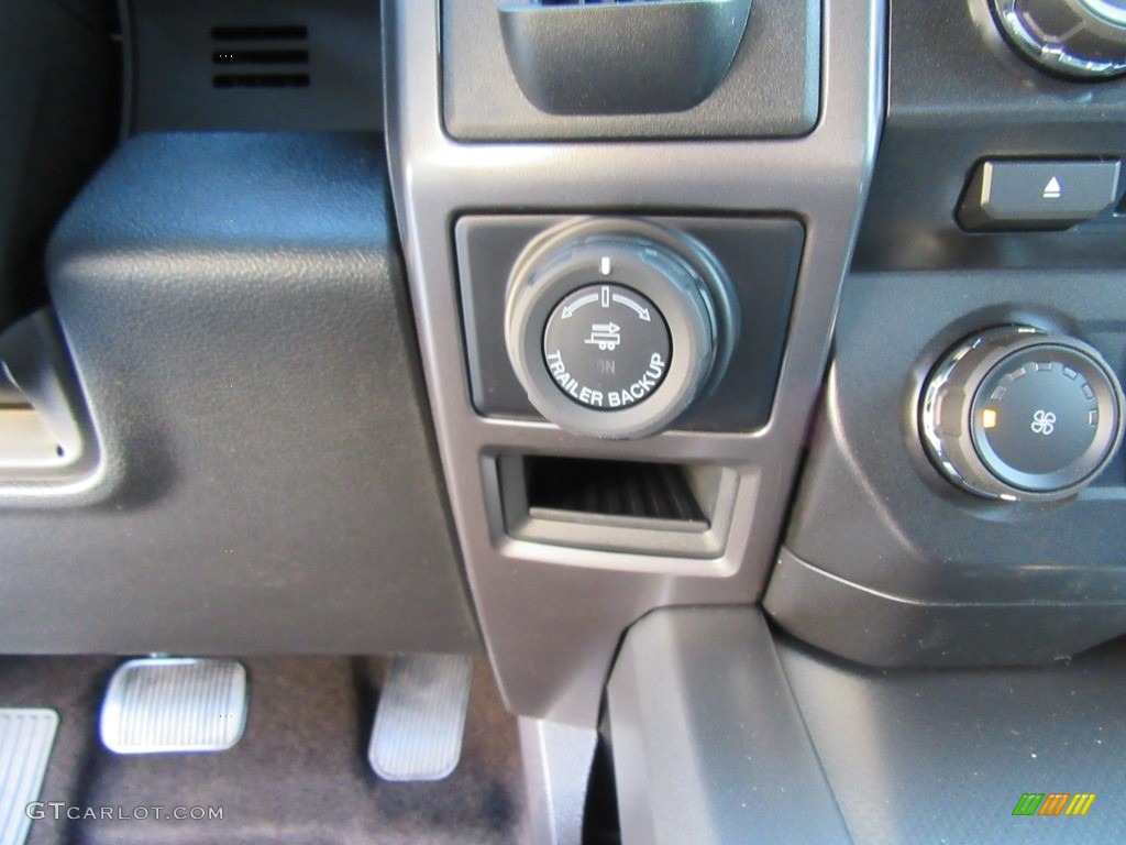 2016 F150 XLT SuperCab - Ingot Silver / Black photo #31