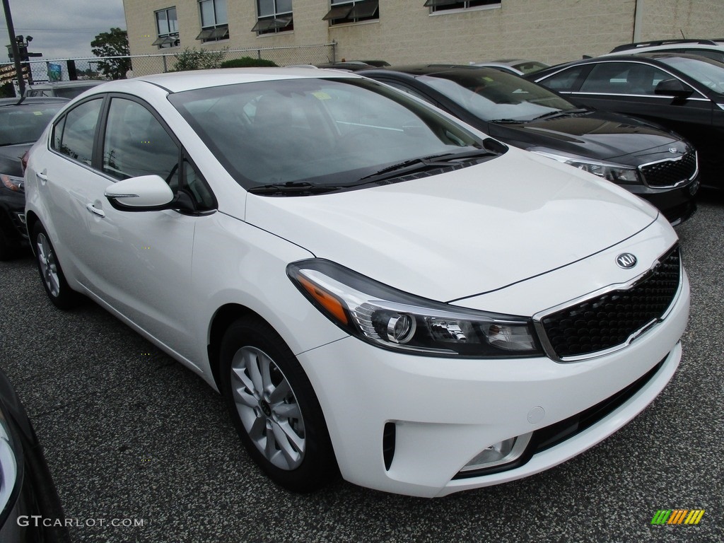 2017 Forte S - Clear White / Black photo #2