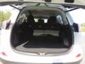 Super White - RAV4 XLE Photo No. 22